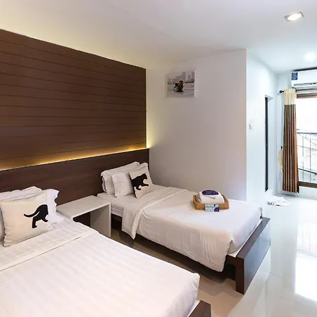 Bed By City Hotel