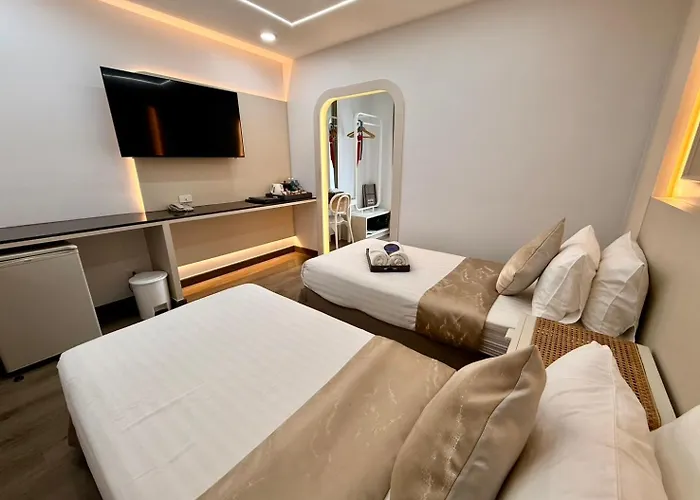 Bed By 3*
